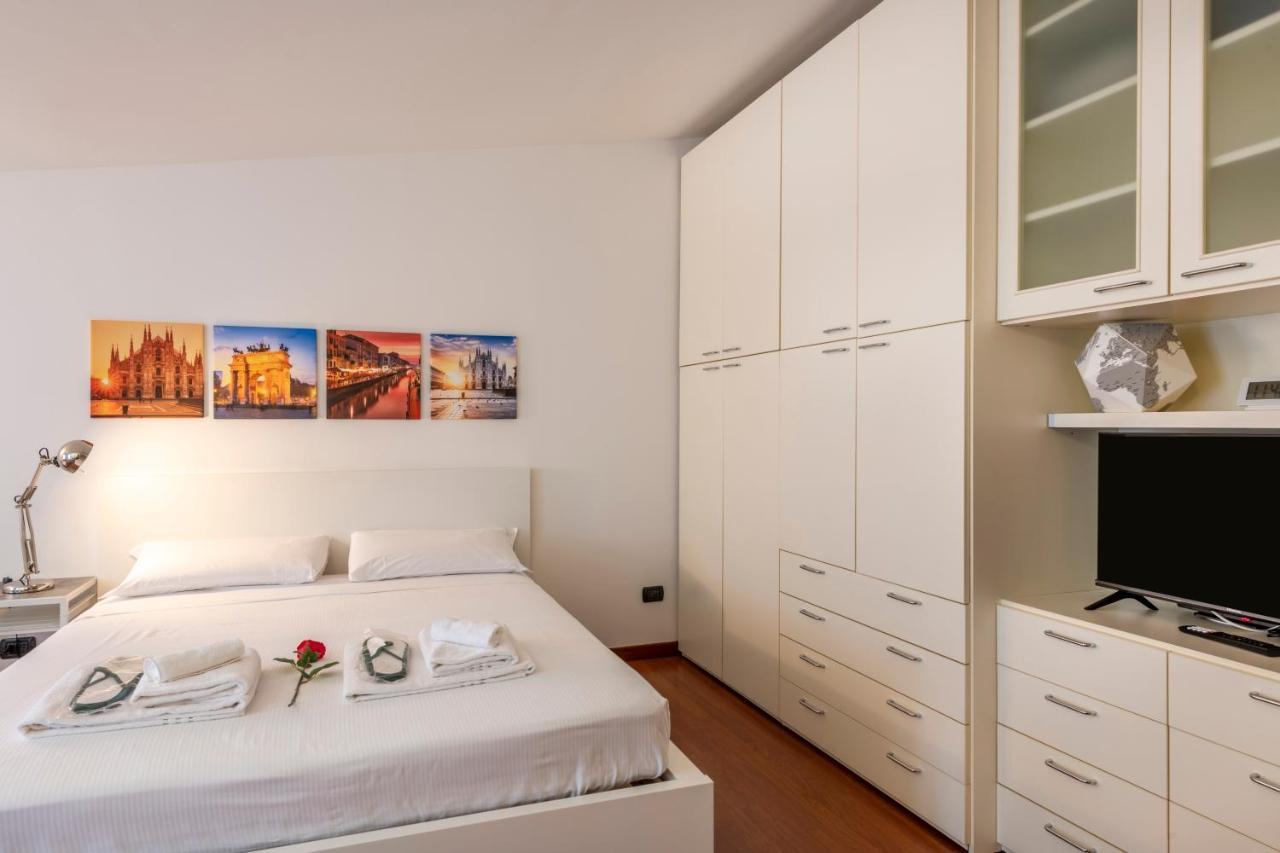 Ferrucci, 6 - Monolocale Al Settimo Cielo Lejlighed Milano Eksteriør billede